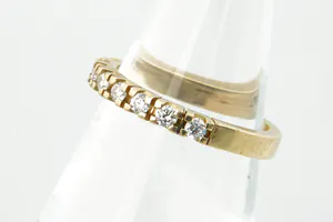Elegante 18krt geel-gouden & 0.35ct diamanten dames rijring kopen? Bied vanaf 250!