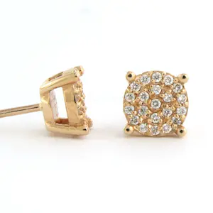 14k rosé gouden oorknoppen bezet met briljant geslepen diamant 0.20ct kopen? Bied vanaf 300!