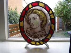 Annelies van Loenhout - gebrandschilderde ovale raamhanger glas in lood kopen? Bied vanaf 30!