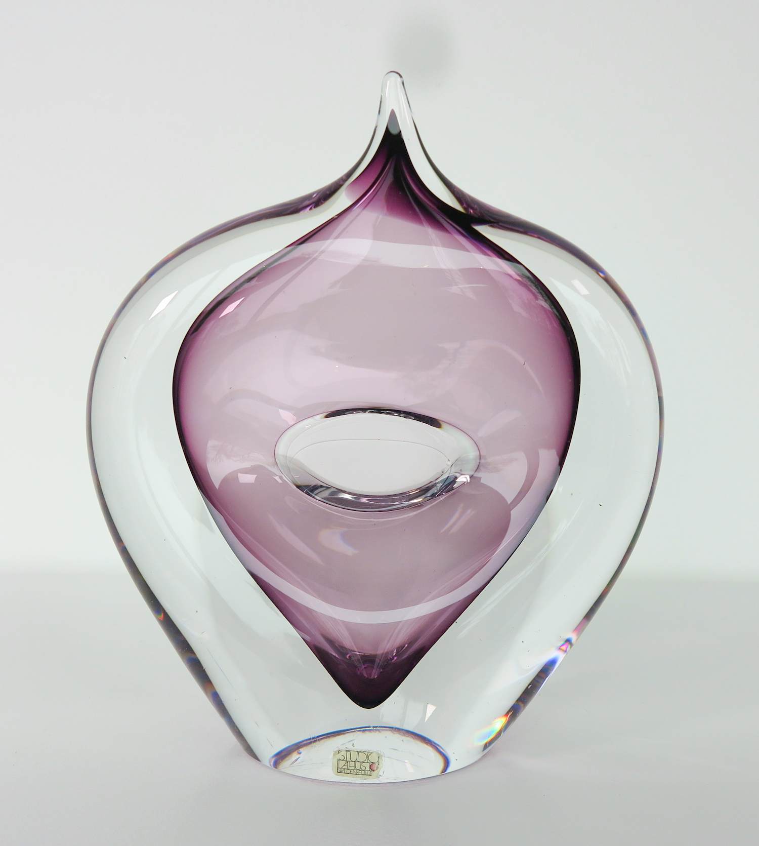 Studio Ahus - (Anne Dreutler), Paars glasobject kopen? Bied vanaf 150!