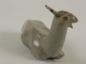 Niet of onleesbaar gesigneerd - Celadon China geitje kopen? Bied vanaf 1!