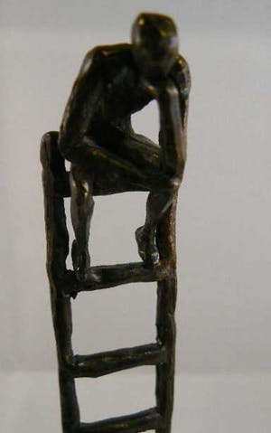 Corry Ammerlaan - Sculptuur “ De denkende mens “ kopen? Bied vanaf 55!