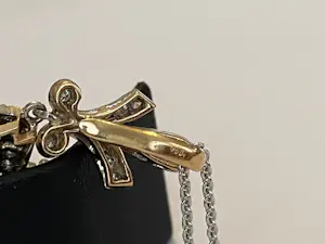 Vintage 18 kt gouden hanger met saffier en diamanten kopen? Bied vanaf 1800!