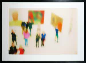 Gisella Klein - Foto, At the museum IV - Ingelijst verkocht voor € 60!