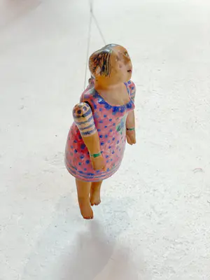 Niet of onleesbaar gesigneerd - Vintage hangende keramiek kunstwerk, pop, jaren '70 kopen? Bied vanaf 1!