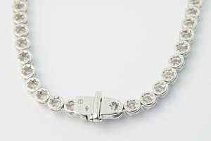 2519 - exclusief 18 krt goud & diamanten Halssieraad - ruim 11 Ct VS1/H diamant! kopen? Bied vanaf 6200!