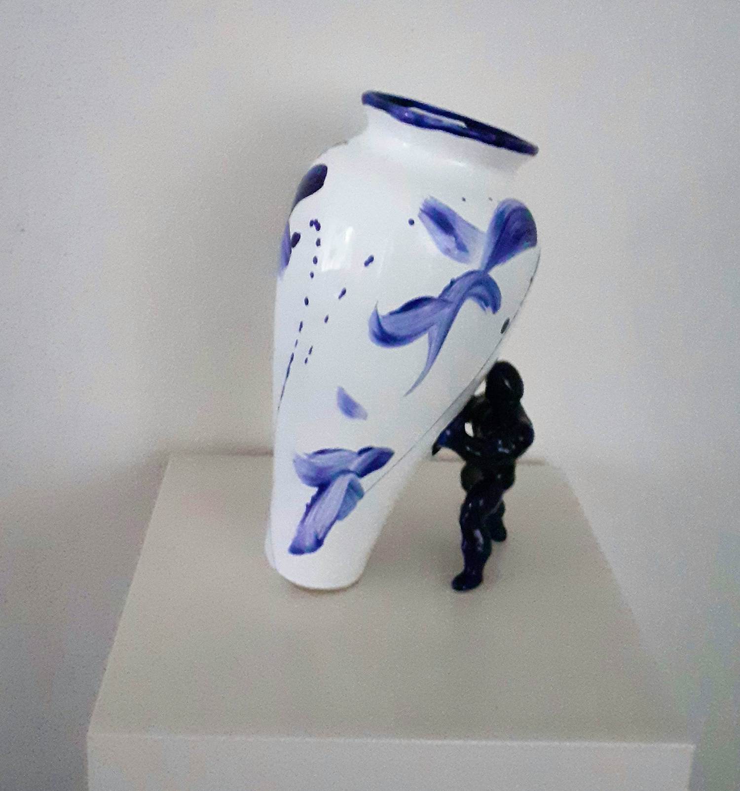 Jasmin Djerzic - Vaas 'Superhero' kopen? Bied vanaf 105!