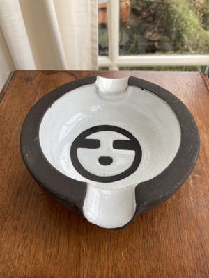 Potterie Ravelli - Ravelli asbak voor Hunter Douglas kopen? Bied vanaf 37!