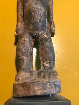 Niet of onleesbaar gesigneerd - Lobi vrouwelijk figuur kopen? Bied vanaf 10!