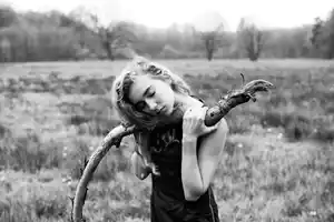 Erik Gigengack - "love in a field'', foto met gelimiteerde oplage. verkocht voor € 35!