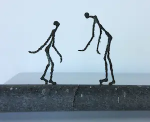 Franz Josef Vanck - Wandobject van brons en hardsteen, Twee figuren kopen? Bied vanaf 300!