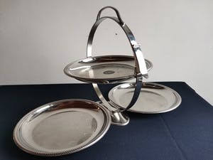 Alessi - Fraaie inklapbare tafel etagére kopen? Bied vanaf 50!