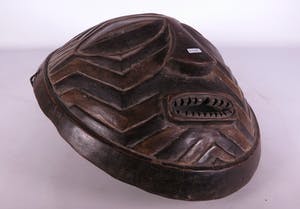 Luba - Groot rond masker kopen? Bied vanaf 20!