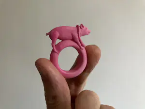 Ted Noten - Miss Piggy ring - 2023 kopen? Bied vanaf 100!