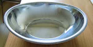 Alessi - Ovale fruit schaal met parelrand verkocht voor € 8!