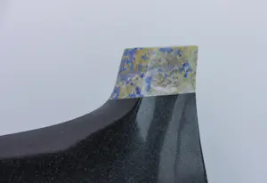 Jos Kuppens - Zwaar beeld van graniet en sodaliet, Geabstraheerd dierfiguur kopen? Bied vanaf 1000!