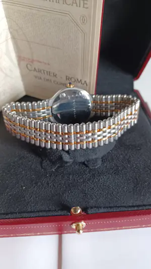 Dames uurwerk ´Cartier´ kopen? Bied vanaf 1400!