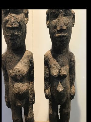 Niet of onleesbaar gesigneerd - Lobi dubbelfiguur kopen? Bied vanaf 10!