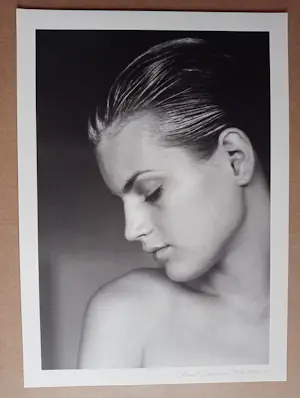 AcheterKarl Lagerfeld - Fotolitho Guinevere van Seenus Chanel 1996? Enchérissez de 50!