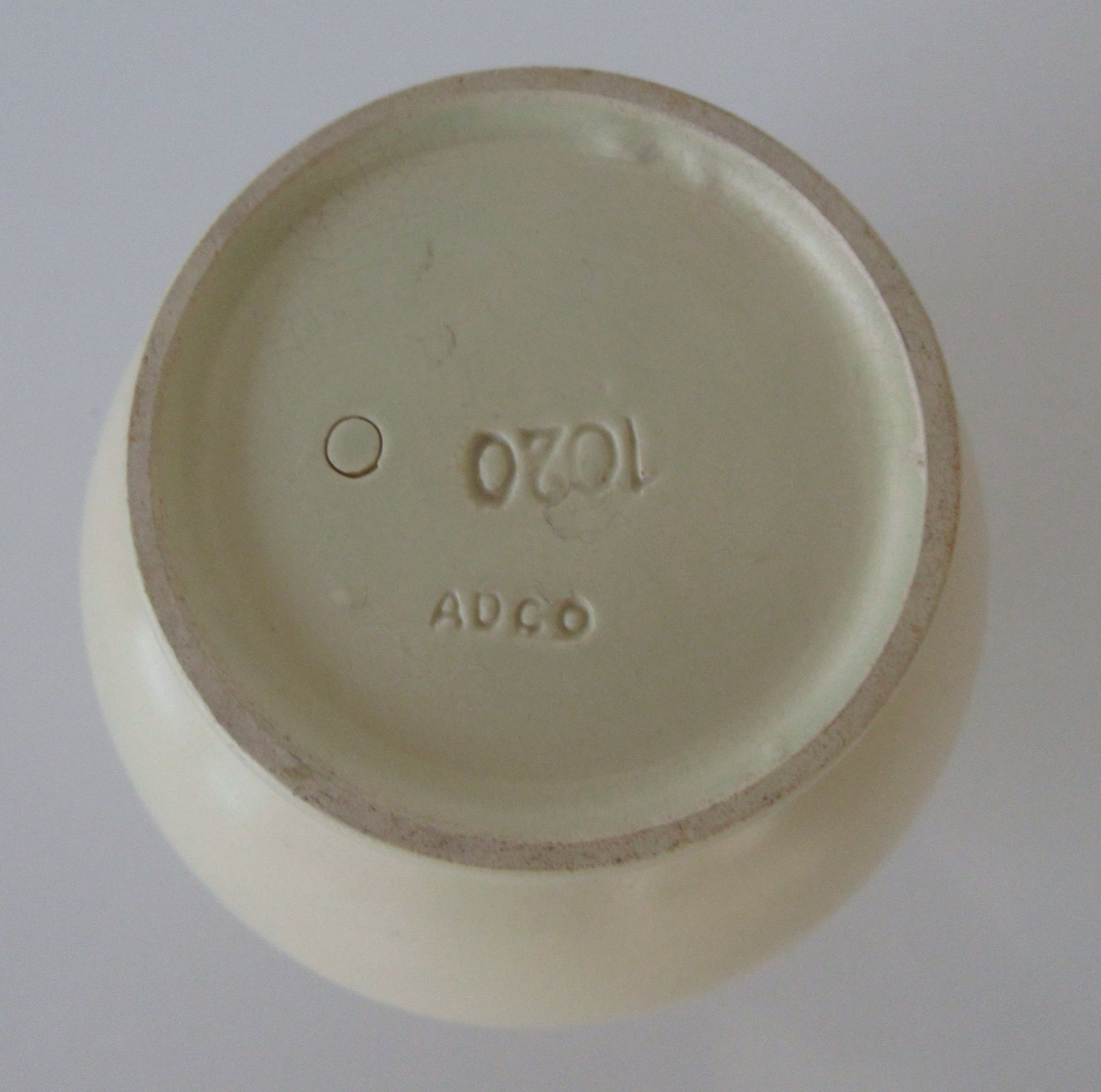 ADCO - Creme wit bolvaasje model 1020 kopen? Bied vanaf 1!