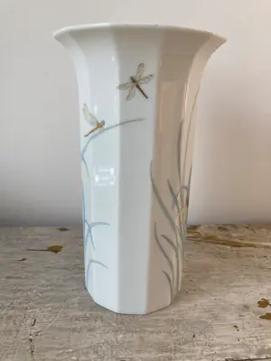 Rosenthal - Art Deco Dragonfly vaas ontworpen door Tapio Wirkkala kopen? Bied vanaf 45!
