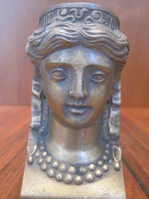 Brons (Onbekend) - Bronzen Kariatiden. kopen? Bied vanaf 60!