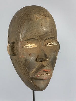 Dan - 191215 - Old African Tribal used mask from the Dan - Liberia. kopen? Bied vanaf 65!