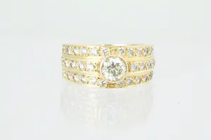 46 - Opvallende & grote 18 Krt goud met diamanten ring - 35 steens - 2.40ct! kopen? Bied vanaf 1900!