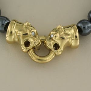 18k gouden slot van panter koppen met diamant aan hematiet kralen collier - 45cm kopen? Bied vanaf 800!