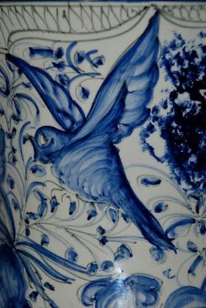 Niet of onleesbaar gesigneerd - Zeldzame oude Portugese faience majolica handgeschilderde vaas Sec XVII kopen? Bied vanaf 1!