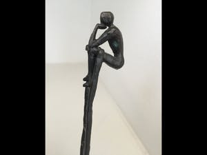 Corry Ammerlaan - Sculptuur “ De denkende mens “ kopen? Bied vanaf 55!
