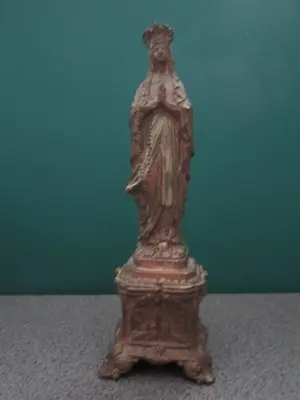 Brons (Onbekend) - Heilige Maagd Maria van Lourdes kaufen? Bieten Sie von 29!