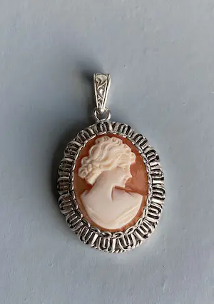 2e gehalte Zilver - Camee in 835 zilveren setting met opengewerkte rand. kaufen? Bieten Sie von 60!