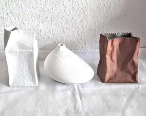 Rosenthal - 3 Designer Porzellan Vasen Studio-Line, Pollo, Papiertüte, Milchkarton 70erJahre kopen? Bied vanaf 140!