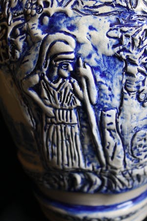 Niet of onleesbaar gesigneerd - Prachtige Grote Zeldzame Oude Deksel Pot (19e eeuw) kopen? Bied vanaf 1!