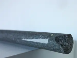 Franz Josef Vanck - Wandobject van brons en hardsteen, Twee figuren kopen? Bied vanaf 300!