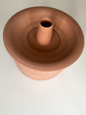 Anne van der Waerden - Terra cotta vaasvorm kopen? Bied vanaf 50!