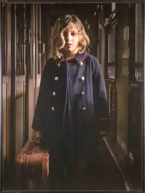 Shemara - C-Print op dibond, Downtown Train serie Nr. 2 - Ingelijst (Groot) verkocht voor € 100!