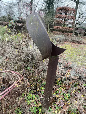 Pieter Obels - prachtig abstract beeld kopen? Bied vanaf 2000!