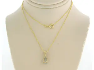 14k gouden collier met hanger bezet met blauwe topaas tot. 0,90ct - 45 cm lang kopen? Bied vanaf 220!