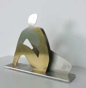 Lu Possehl - Sculptuur van staal en messing, Twee figuren kopen? Bied vanaf 70!
