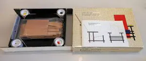 Gerrit Rietveld - Modelbouwpakket rood blauwe stoel kopen? Bied vanaf 110!