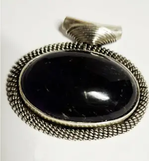 Buy Nieuwe prachtige zilveren hanger met grote Amethist? Bid from 67!