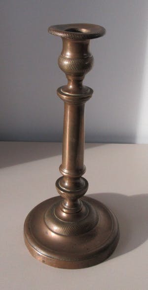 Curiosa - Antieke 19e eeuwse messing kandelaar kopen? Bied vanaf 1!