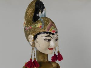 Niet of onleesbaar gesigneerd - Twee Indonesische Wajangpoppen kopen? Bied vanaf 1!