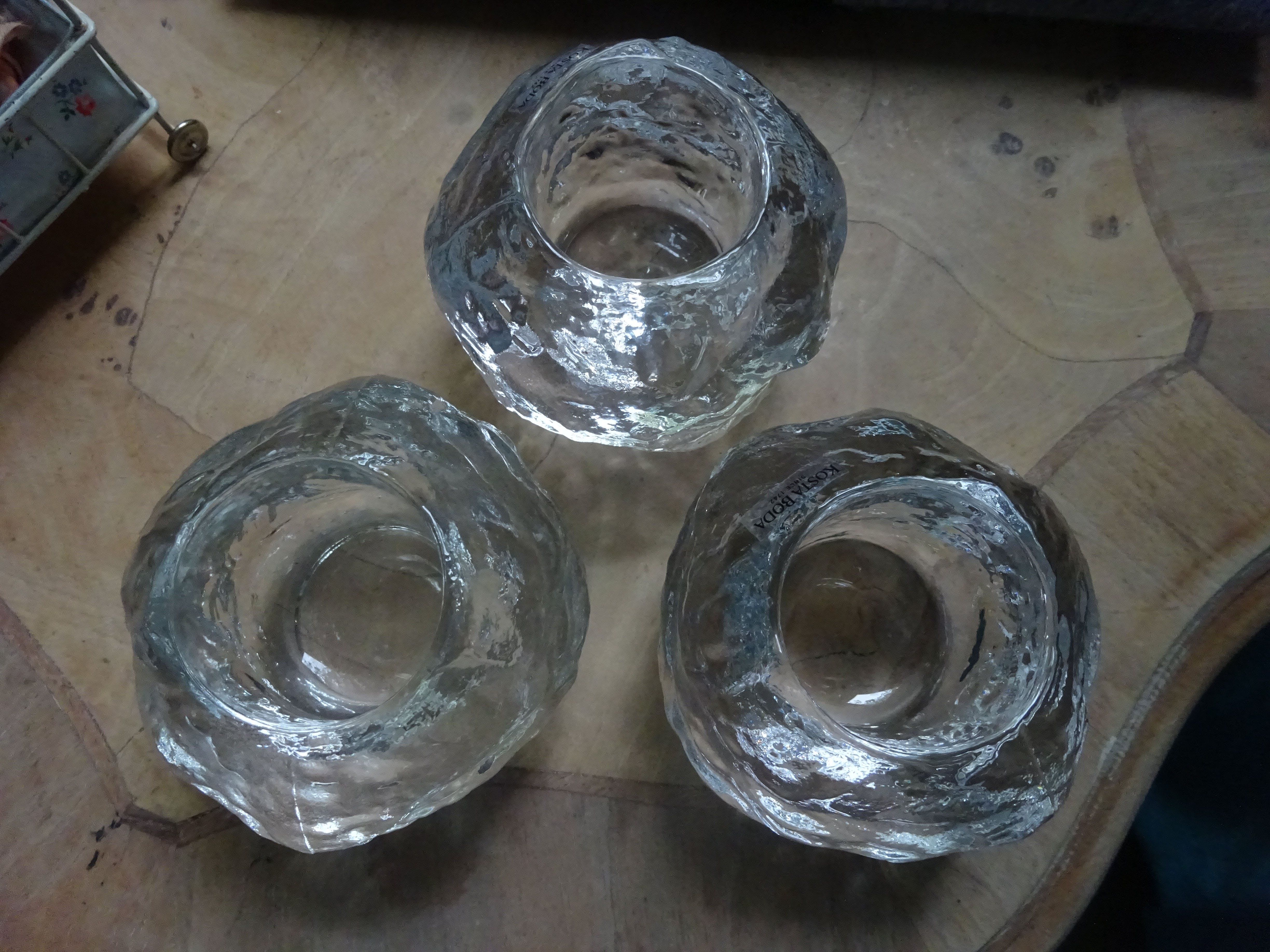 Kosta Boda - Ann Warff- Snowball- groot model- 3x  kopen? Bied vanaf 45!