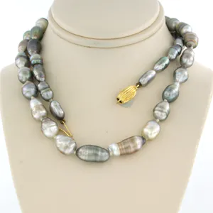 18k gouden slot aan een parelcollier - 50 cm kopen? Bied vanaf 125!