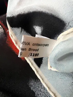 Herman Brood - Gelimiteerde shawl in opdracht van Viva gemaakt kopen? Bied vanaf 50!