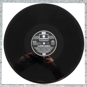 John Barry - James Bond A view to kill LP signiert Roger Moore Tanya Roberts Grace Jones +3 kopen? Bied vanaf 199!