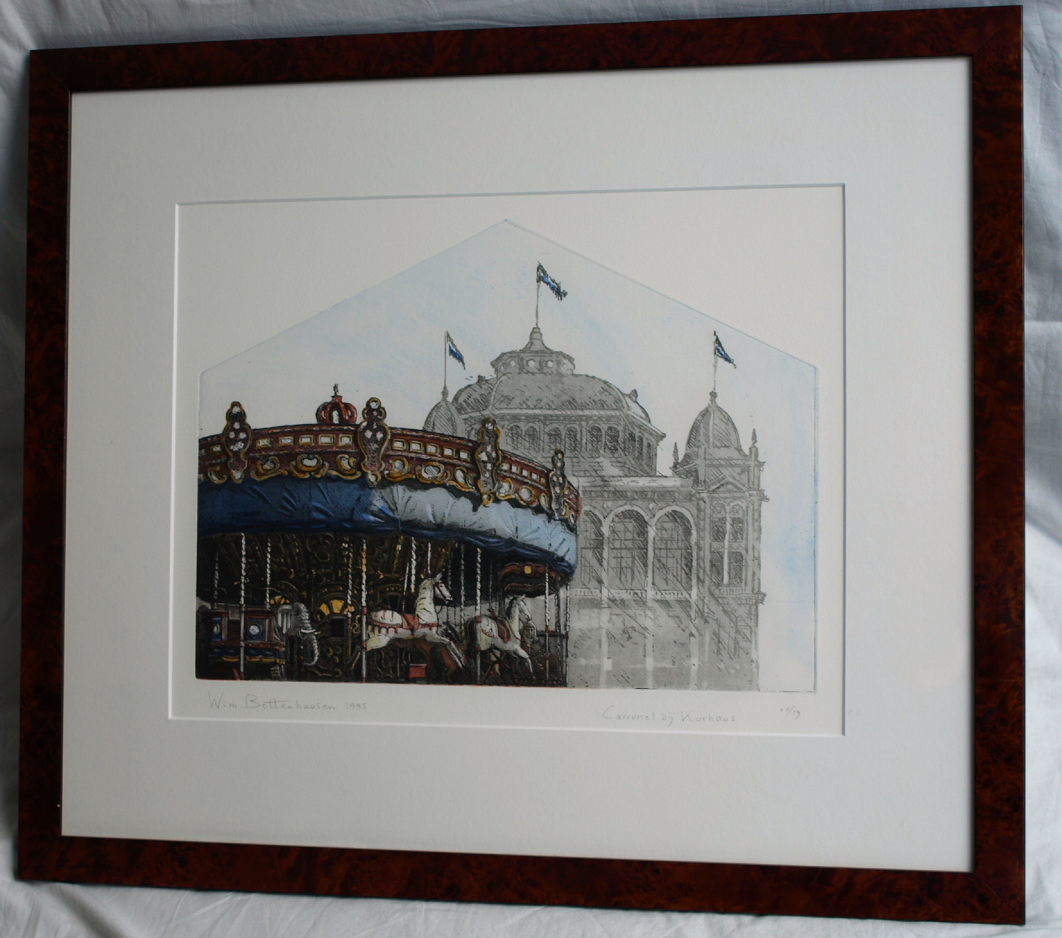 Wim Bettenhausen - Ets , Carousel bij Kurhaus , Scheveningen – ingelijst – 1995 kopen? Bied vanaf 75!